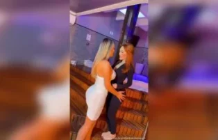 Andressa Urach faz sexo quente com a linda Mari Avila
