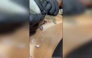 Andressa Urach se exibindo sem vergonha