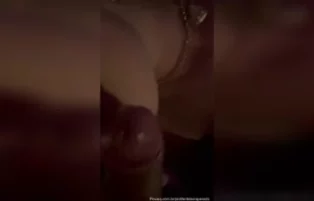 Debora Peixoto mostra suas habilidades no boquete intenso