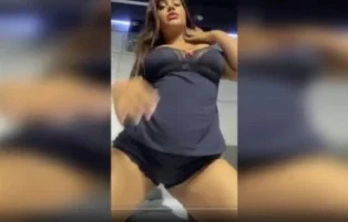Ayarla Souza Pelada em vídeo amador