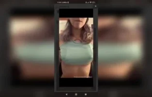 Leticia Martins mostra os peitos duros no OnlyFans