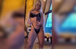 Isadora Vale rebola nua de buceta molhada